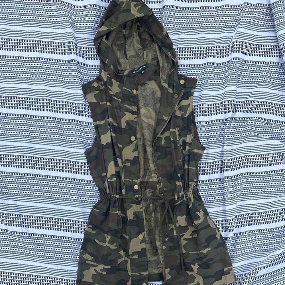 Camo Hooded Vest